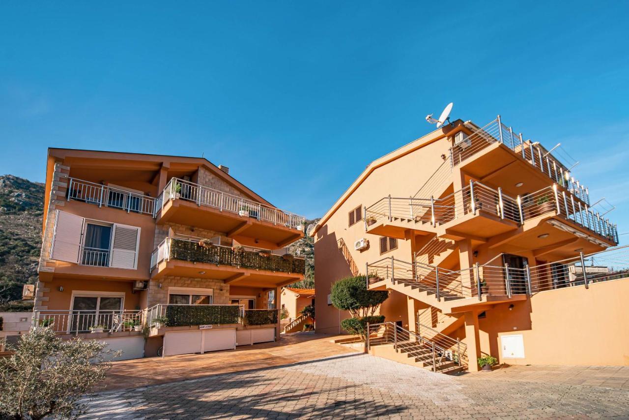 Apartments Markovic Kotor Luaran gambar