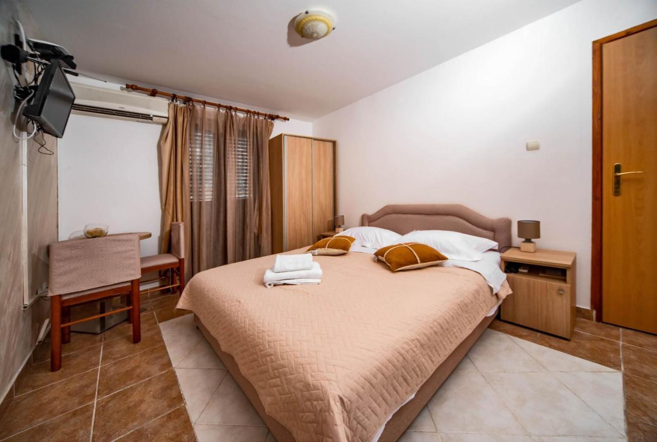 Apartments Markovic Kotor Luaran gambar