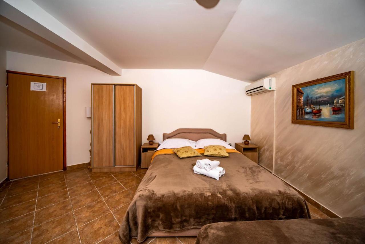 Apartments Markovic Kotor Luaran gambar